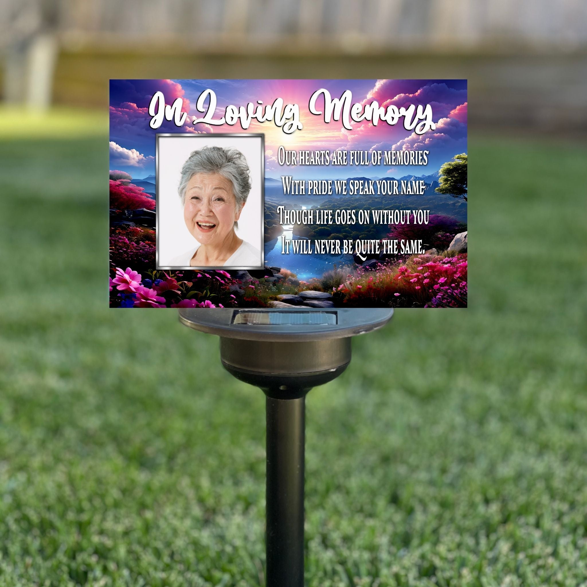 Memorial Solar Garden Light